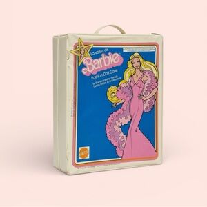 Vintage 1976 Mattel Barbie Fashion Vinyl Doll Case No. 1002